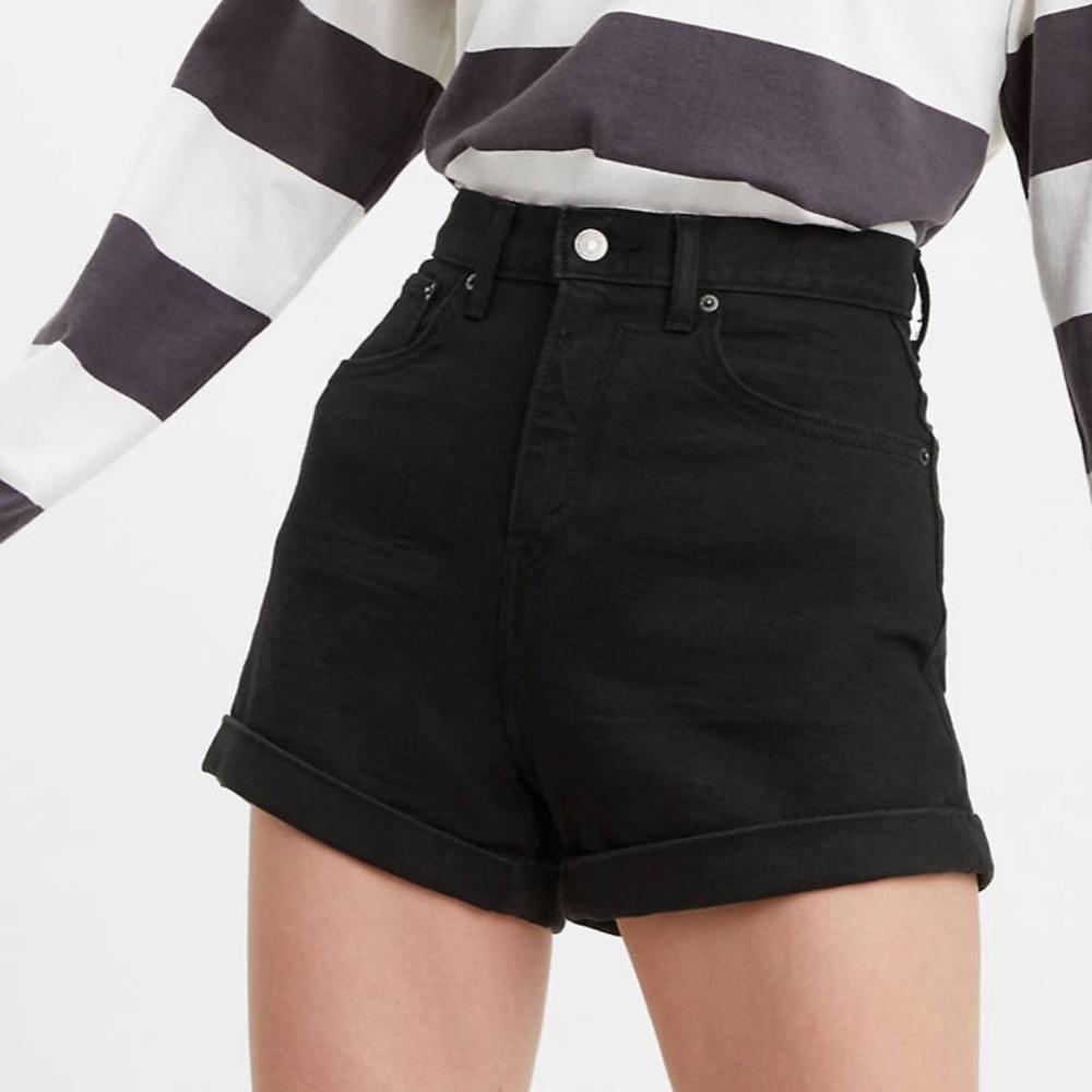 Levi's High Rise Mom Shorts Denim Black - Picture 4 of 7